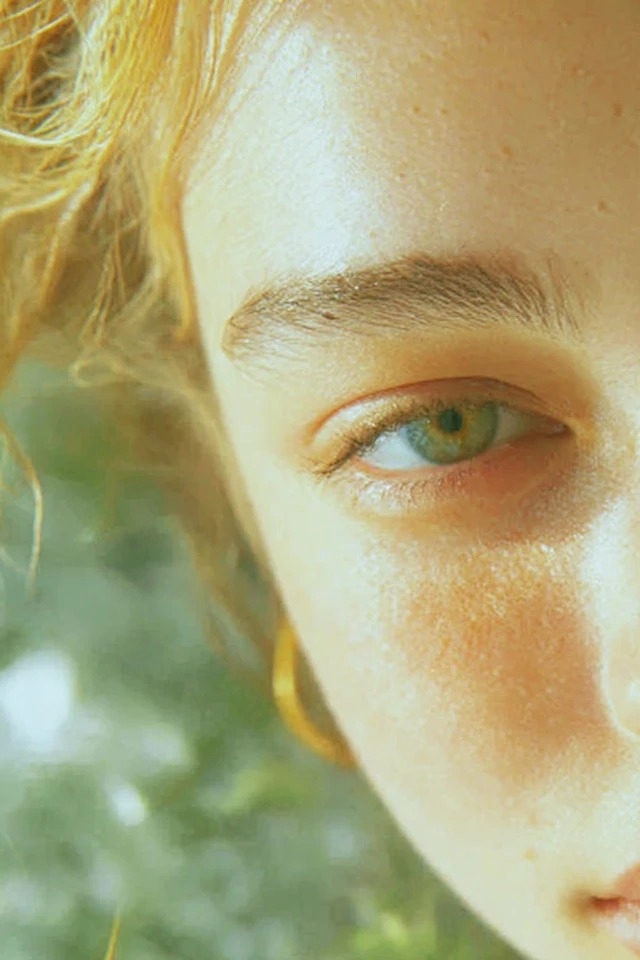 Soft-focus naturalism suitable for skincare campaigns and coming-of-age films